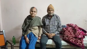 कानपुर, 7 साल बाद बुजुर्गों की घर वापसी, बेटे-बहू बने ‘मसीहा’