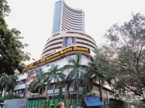 सेंसेक्स और निफ्टी फ्लैट लेवल पर