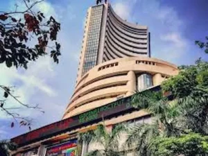 सेंसेक्स 447 अंक उछलकर 85,712 पर बंद