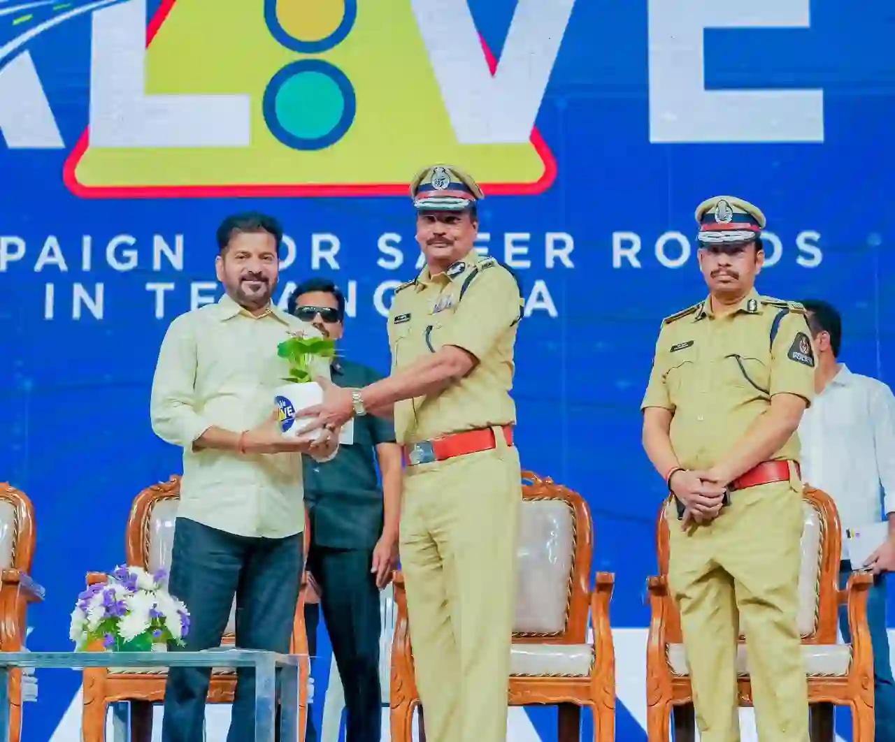 गांव से लेकर जिला स्तर तक ट्रैफिक सुरक्षा समितियाँ बनाई जाएंगी – डीजीपी