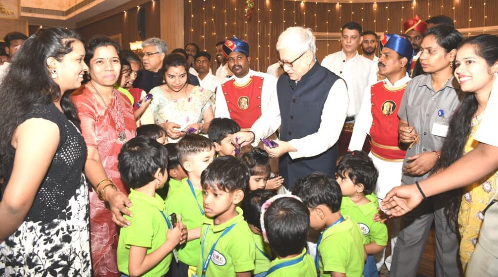 New Year : लोक भवन में नववर्ष का ओपन हाउस समारोह आयोजित