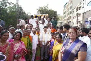 नेताजी के आदर्श युवाओं को प्रेरित करते हैं – रामचंदर राव