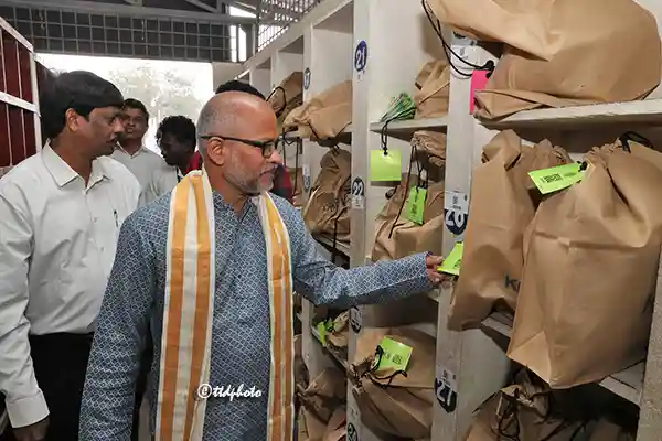 TTD : स्मार्ट क्यूआर कोड फुटवियर काउंटर शुरू किया