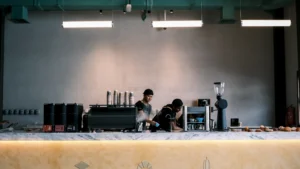 दुबई में Subko की एंट्री कैसे? निखिल कामथ ₹90 करोड़!