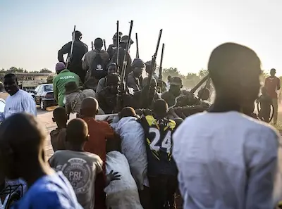 Colombia- कोलंबिया में खूनी टकराव, दो उग्रवादी गुटों के संघर्ष में 27 गुरिल्ला मारे गए