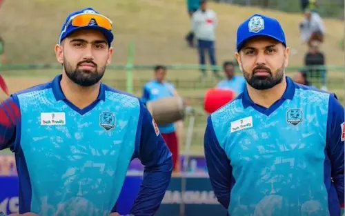 Cricket: क्रिकेट के मैदान पर ऐतिहासिक संगम