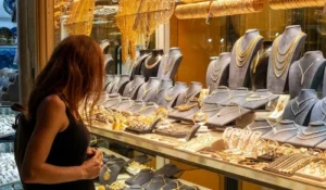 सोना-चांदी रिकॉर्ड ऊंचाई पर