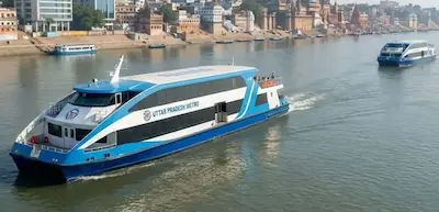 UP- यूपी की नदियों में चलेगी वाटर मेट्रो, योगी सरकार की योजना