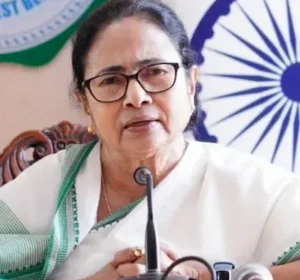 West Bengal-कोर्ट के फैसले पर सियासत गरमाई, बीजेपी का ममता बनर्जी पर हमला