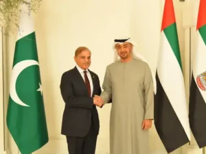 पाकिस्तान को झटका