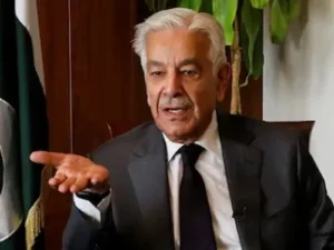 पाकिस्तानी रक्षा मंत्री की विवादित मांग