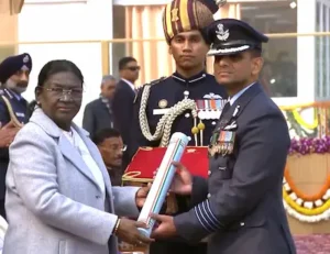 Republic Day- ग्रुप कैप्टन शुभांशु शुक्ला को राष्ट्रपति मुर्मू ने अशोक चक्र से किया सम्मानित