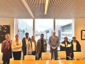 सीईओ ने यूरोपीय संसद के संचार महानिदेशक से मुलाकात की