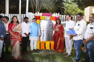 ग्रेटर हैदराबाद में नागरिक बुनियादी ढांचे के विकास पर विशेष ध्यान- पोन्नम