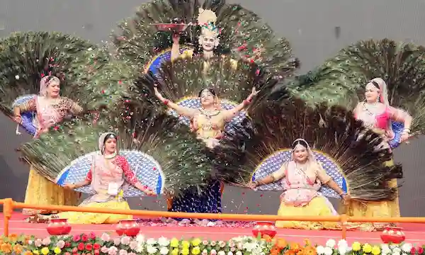 Cultural : यूपी दिवस समारोह का रंगारंग समापन, लोक कलाकारों ने बिखेरा जलवा