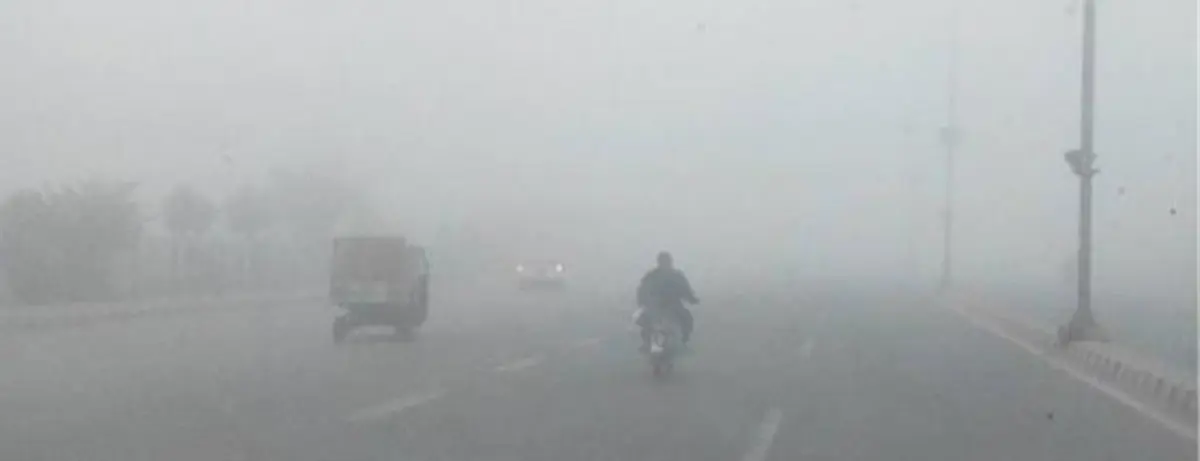 Bihar- बिहार में कोहरे- ठंड का कहर जारी, 5.5 डिग्री पर पहुंचा पारा