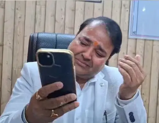 UP – जीएसटी डिप्टी कमिश्नर प्रशांत सिंह का इस्तीफा-सवालों में घिरी मंशा