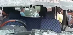 WB-बंगाल में सियासी तनाव, शुभेंदु अधिकारी के काफिले पर हमला, भाजपा का धरना