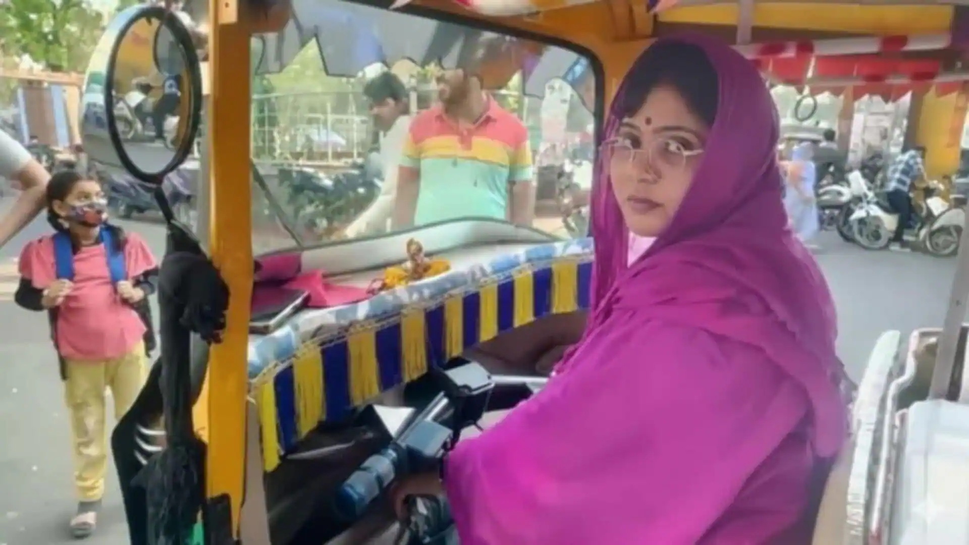Jhansi woman auto driver