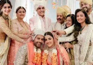 Mumbai- नूपुर–स्टेबिन की रिसेप्शन पार्टी में सेलेब्स ने बढ़ाई रौनक