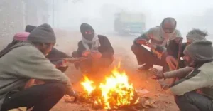 Weather- बारिश और ठंड की मार, उत्तर भारत में कोहरे से जनजीवन प्रभावित