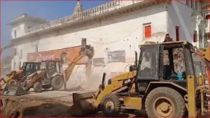 गौरीहार मंदिर पर बुलडोजर रोका गया