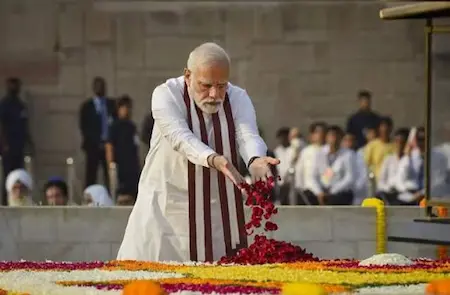 Mahatma Gandhi : महात्मा गांधी जयंती पर पीएम  ने अर्पित की श्रद्धांजलि
