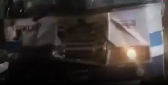 Hyderabad : हैदराबाद–कुरनूल आरटीसी बस का एक्सीडेंट, कई यात्री घायल