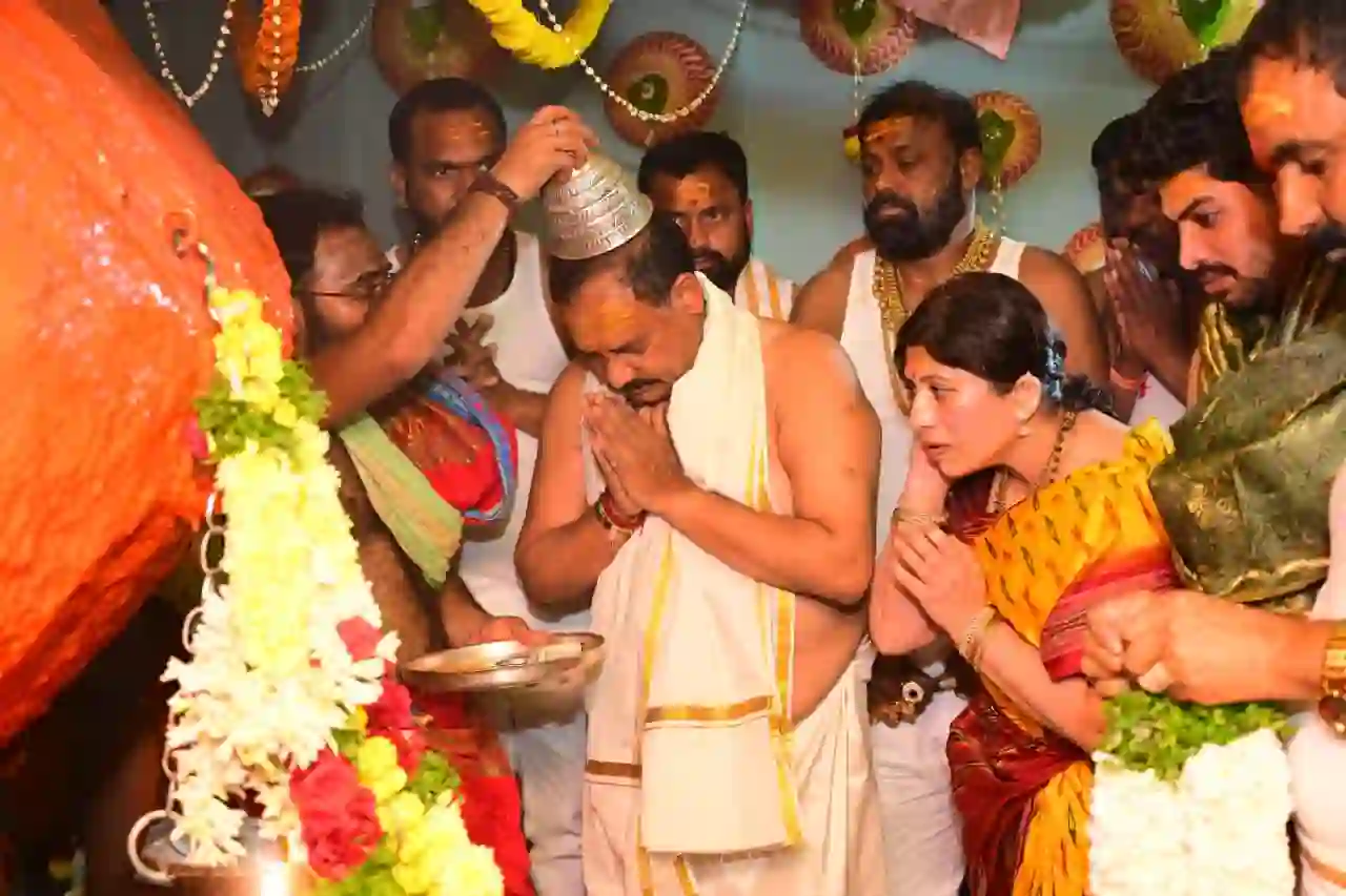 महाशिवरात्रि पर टीपीसीसी अध्यक्ष ने की विशेष पूजा
