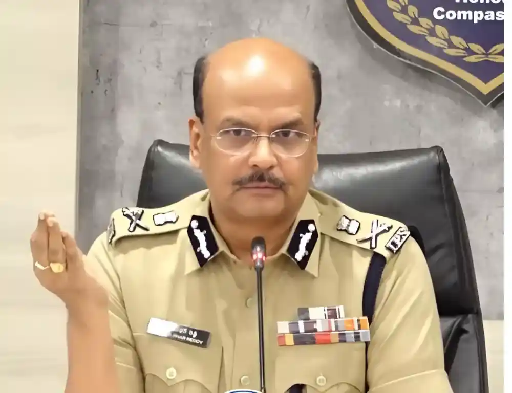 Telangana : अज्ञात माओवादी नेता करें समाज में वापसी – शिवधर रेड्डी