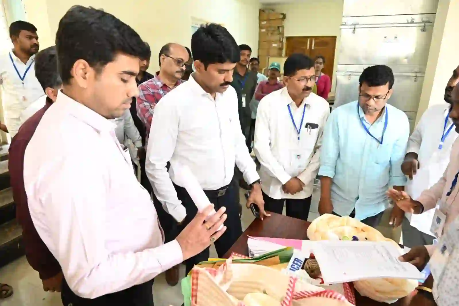 शंकरपल्ली नगरपालिका चुनाव को लेकर पर्यवेक्षक का सख्त निर्देश