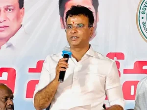 विधायक ने पूर्व मंत्री कडियम श्रीहरि की टिप्पणी की निंदा