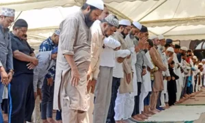 रमज़ान में मुस्लिम कर्मचारियों को जल्दी छुट्टी की अनुमति