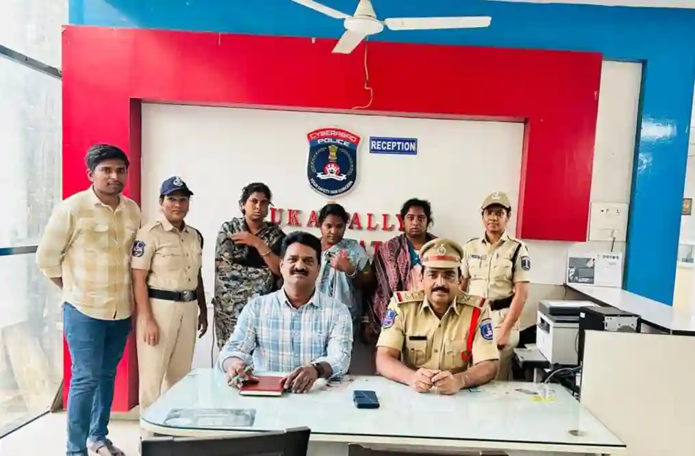 Hyderabad : चोरी के आरोप में तीन महिला गिरफ्तार