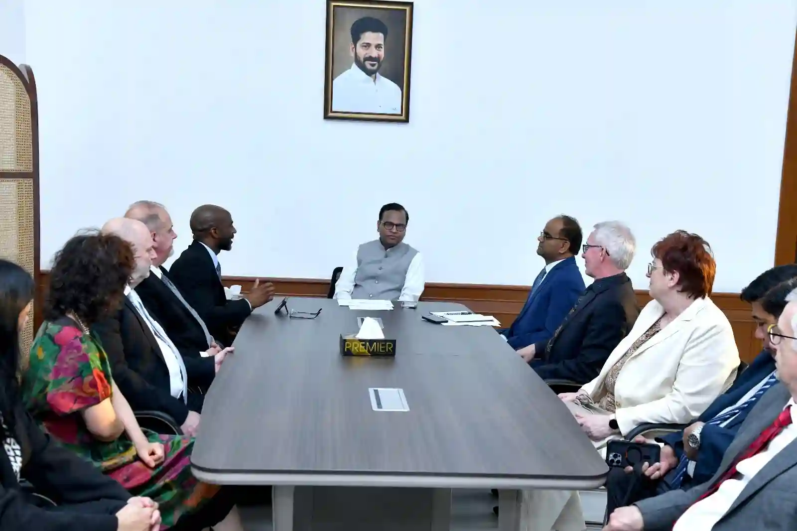 मुख्य सचिव