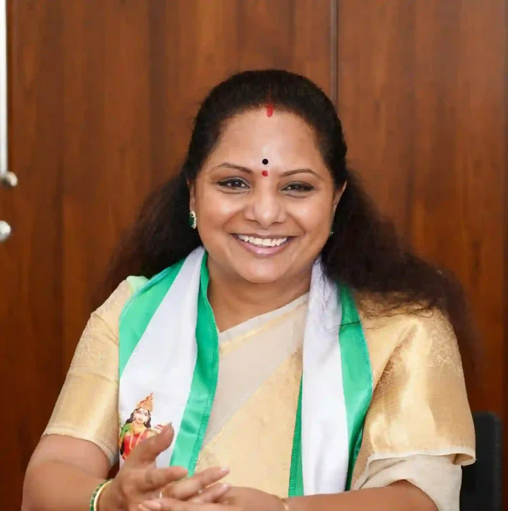 Politics : आरटीसी विलय के लिए बजट में प्रावधान करें- कविता