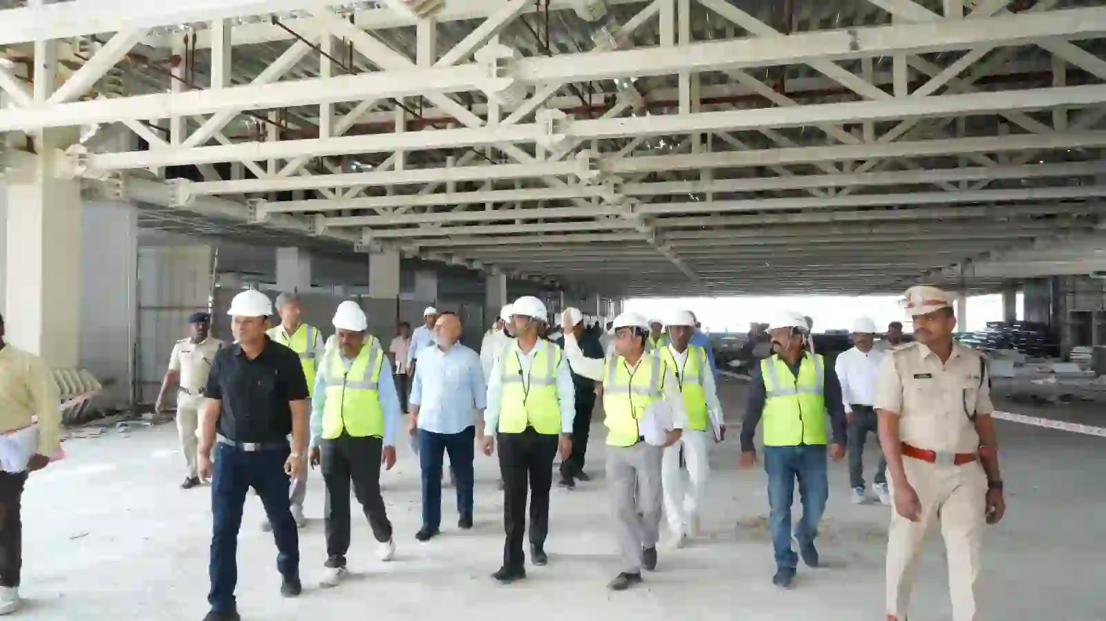 मजबूत यात्री सहायता तंत्र लागू किया जाए- संजय श्रीवास्तव