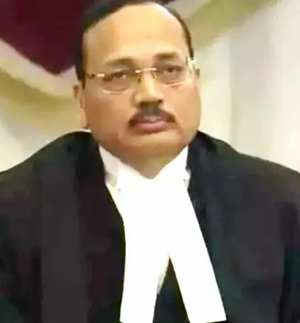 CJI-सीजेआई का बड़ा बयान, न्यायपालिका की गरिमा से समझौता नहीं, पुस्तक पर बैन