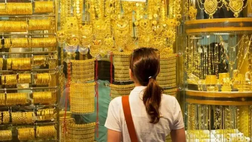 Gold: सोना-चांदी की कीमतें आसमान पर