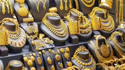 Gold price today : सोना फिर सस्ता! चांदी के दाम 20 हजार गिरे
