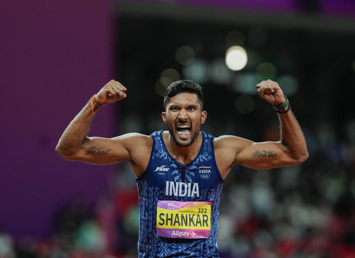 चीन में भारत का जलवा, तेजस्विन शंकर ने जीता गोल्ड!