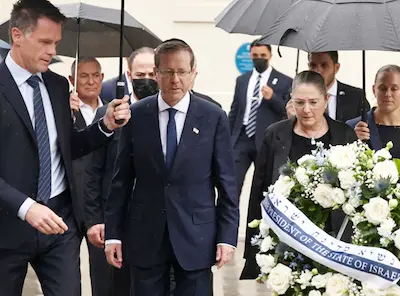 ISRAEL- इजराइली राष्ट्रपति इसाक हर्ज़ोग की सिडनी यात्रा के खिलाफ उतरे प्रदर्शनकारी