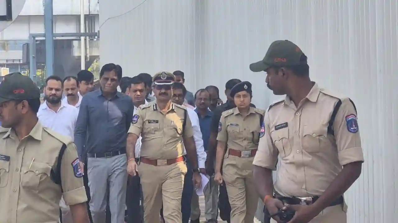 साइबराबाद आईटी कॉरिडोर में पैदल यात्री सुरक्षा के लिए स्काईवॉक प्रस्तावित