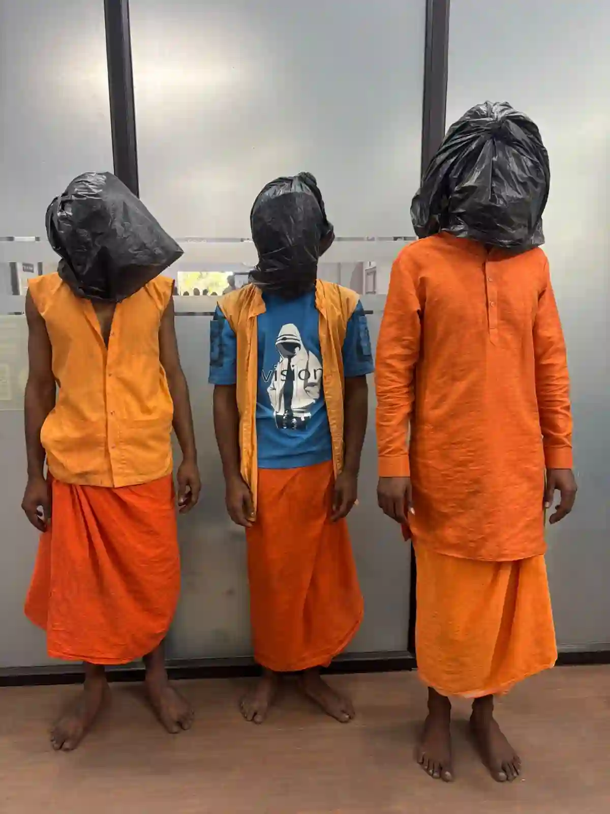 गिरफ्तार