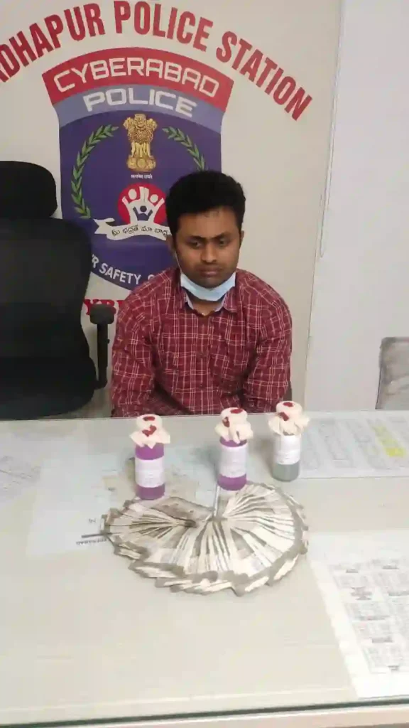 Hyderabad : माधापुर एसआई रिश्वत लेते रंगे हाथों गिरफ्तार