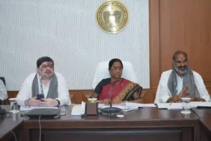 वेमुलवाड़ा राजराजेश्वर स्वामी मंदिर विकास कार्यों को तेज करने के निर्देश