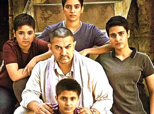 Entertainment- जल्द टूट सकता है दंगल का रिकॉर्ड, आमिर खान की बादशाहत को चुनौती