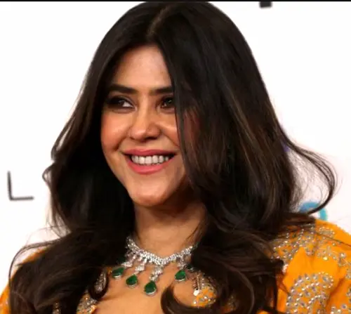 Entertainment- एकता कपूर का तंज, पिता असली नाग थे तो क्या मैं नागिन हूं?