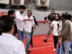 इंदौर में पहुंचे अभिनेता अजय देवगन