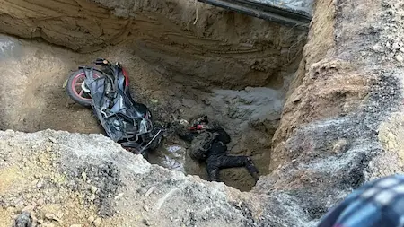 Delhi-Janakpuri : गड्ढे में गिरने से हुई थी दुर्घटना